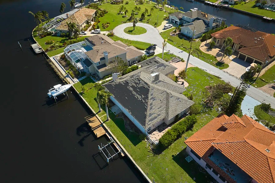Roof maintenance work being carried out on a Florida home